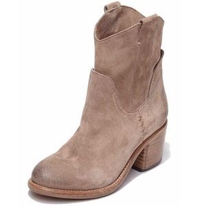 Dolce Vita Graham Suede Booties - Taupe Suede - Size 7.5